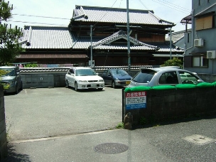 中田駐車場